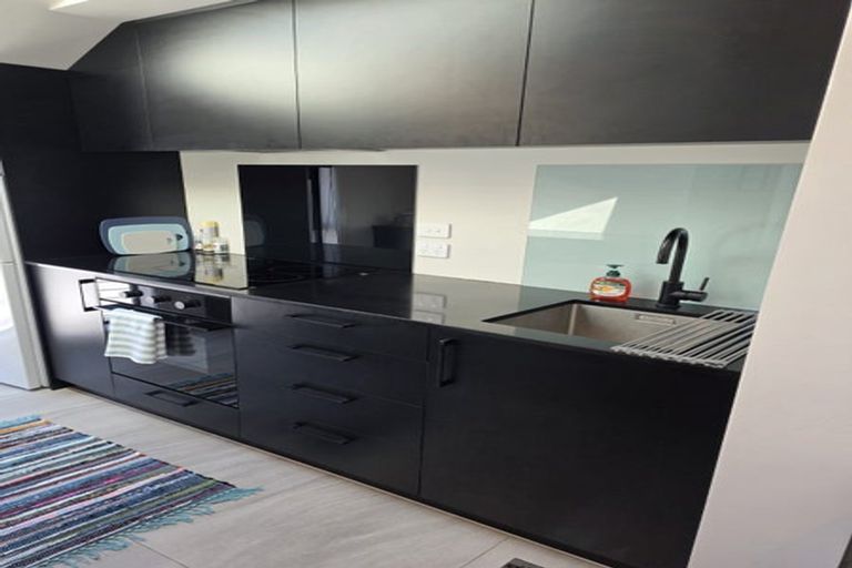 Photo of property in 3/82 Kilbirnie Crescent, Kilbirnie, Wellington, 6022