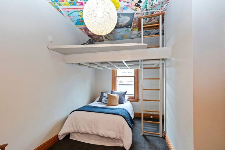 Photo of property in 32 Leitch Street, Somerfield, Christchurch, 8024