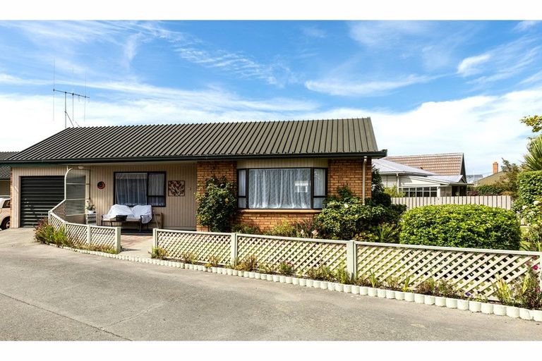 Photo of property in 1/89 Avenue Road, West End, Timaru, 7910