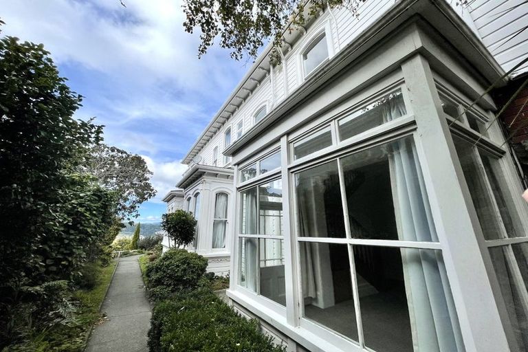 Photo of property in 45a-b Rawhiti Terrace, Kelburn, Wellington, 6012