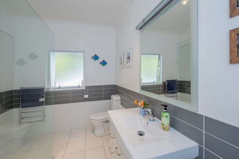 Photo of property in 73 Greenwood Boulevard, Otaki, 5512