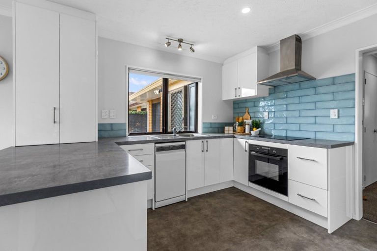 Photo of property in 79 Domain Road, Papamoa Beach, Papamoa, 3118