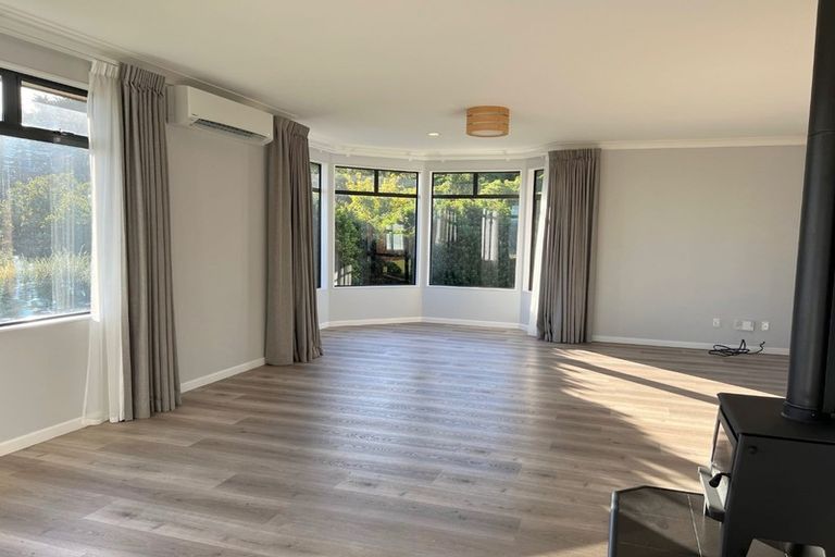 Photo of property in 12a Pekanga Road, Normandale, Lower Hutt, 5010