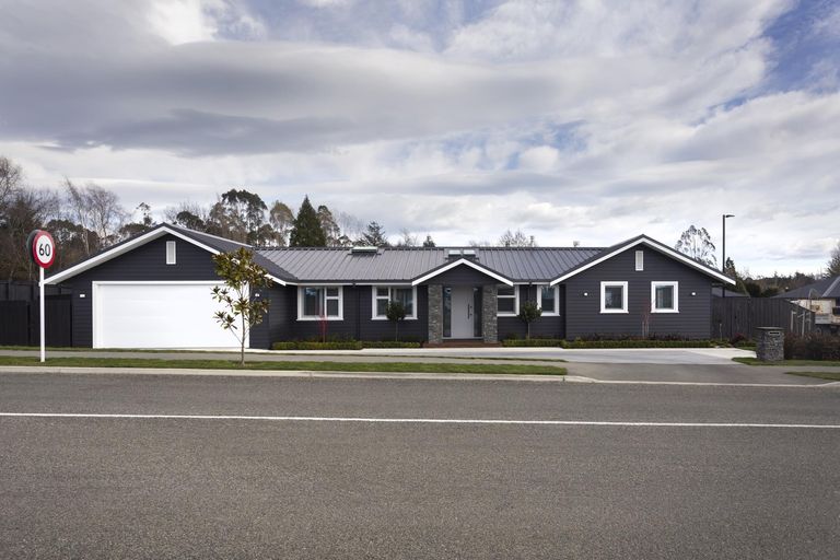 Photo of property in 1 Avoca Drive, Waiareka Junction, Oamaru, 9401