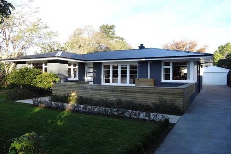 Photo of property in 18 Malcolm Avenue, Cashmere, Christchurch, 8022