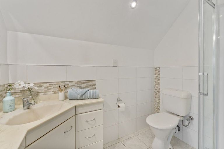 Photo of property in 25 Callender Terrace, Paraparaumu Beach, Paraparaumu, 5032