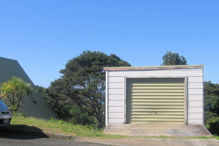 Photo of property in 1 Punga Place, Whitianga, 3510