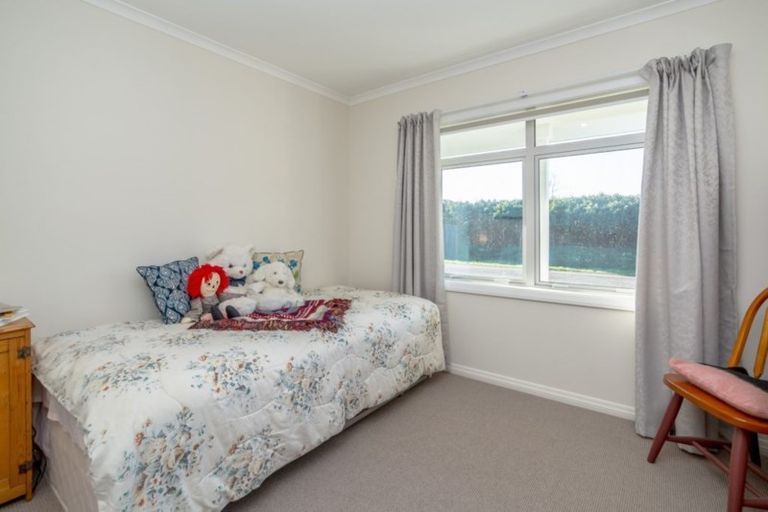 Photo of property in 14a Cotter Street, Greytown, 5712