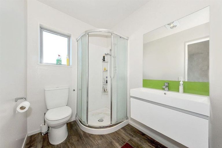 Photo of property in 2/49 Maxwell Street, Riccarton, Christchurch, 8041