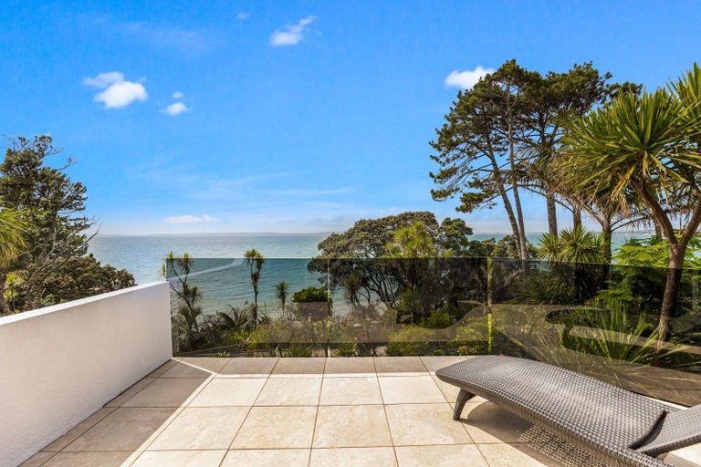 Photo of property in 75 Cliff Road, Torbay, Auckland, 0630