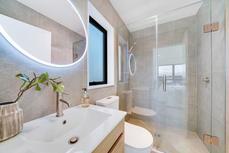 Photo of property in 4/30 Wellesley Road, Mangere Bridge, Auckland, 2022