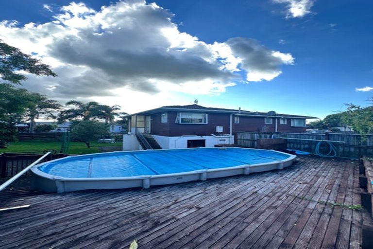 Photo of property in 17 Tercel Place, Sunnyhills, Auckland, 2010