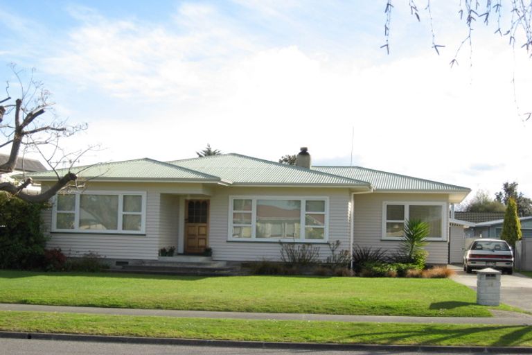 Photo of property in 16 Bill Hercock Street, Pirimai, Napier, 4112