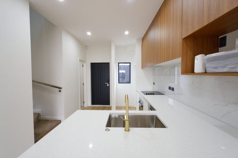 Photo of property in 74d Burundi Avenue, Clendon Park, Auckland, 2103