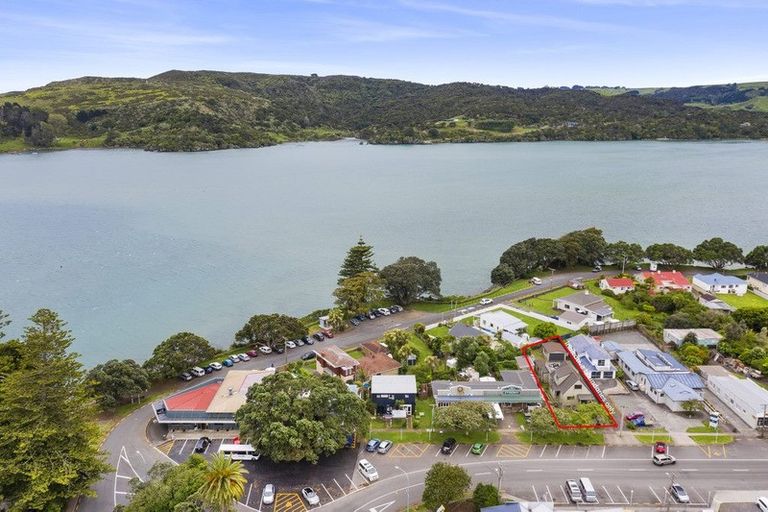 Photo of property in 8 Wallis Street, Raglan, 3225