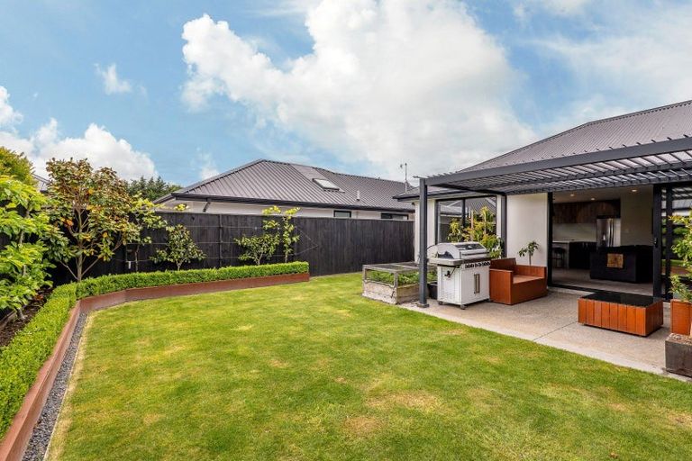 Photo of property in 5 Dennis Lane, Halswell, Christchurch, 8025