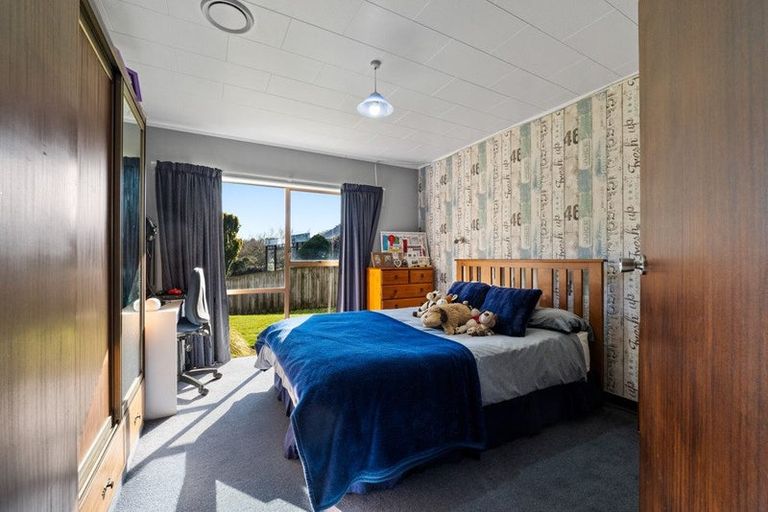 Photo of property in 15 Quin Crescent, Hawera, 4610