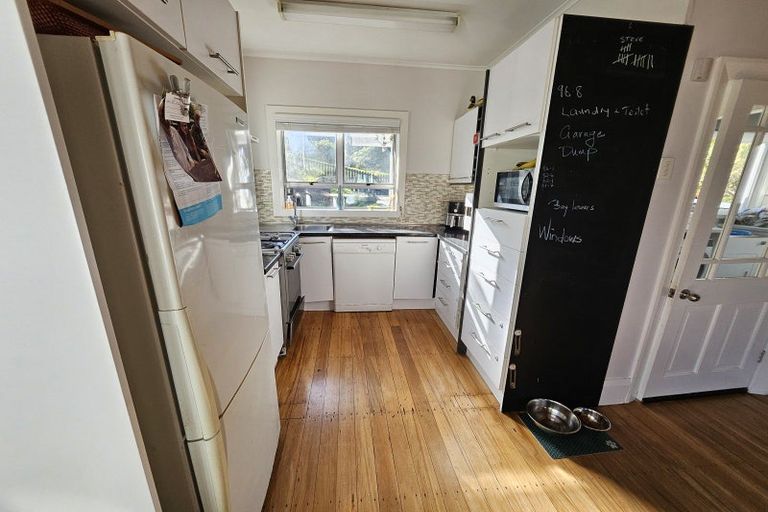 Photo of property in 11 Ashmore Avenue, Cobden, Greymouth, 7802