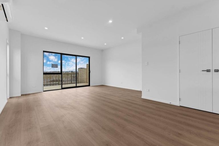 Photo of property in 53 Auranga Drive, Karaka, Papakura, 2113