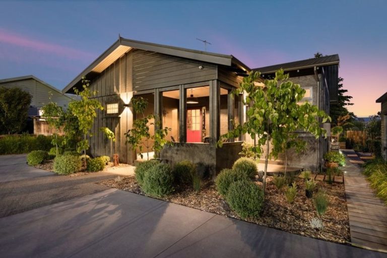 Photo of property in 58 Thornton Road, Cambridge, 3434