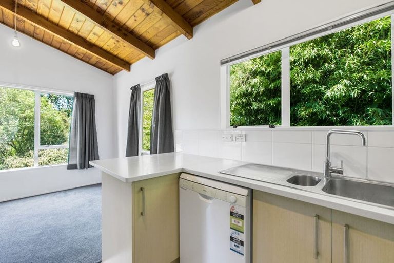 Photo of property in 2/45 Mcdowell Crescent, Hillcrest, Auckland, 0627