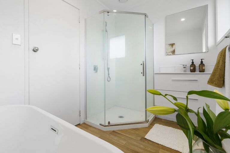 Photo of property in 38 Richmond Street, Cambridge, 3434