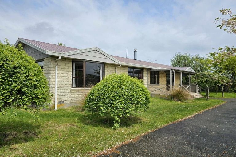 Photo of property in 685 Queens Drive, Waikiwi, Invercargill, 9810