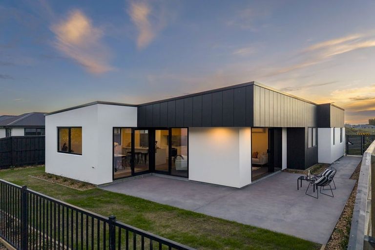 Photo of property in 28 Bastings Street, Kaiapoi, 7630