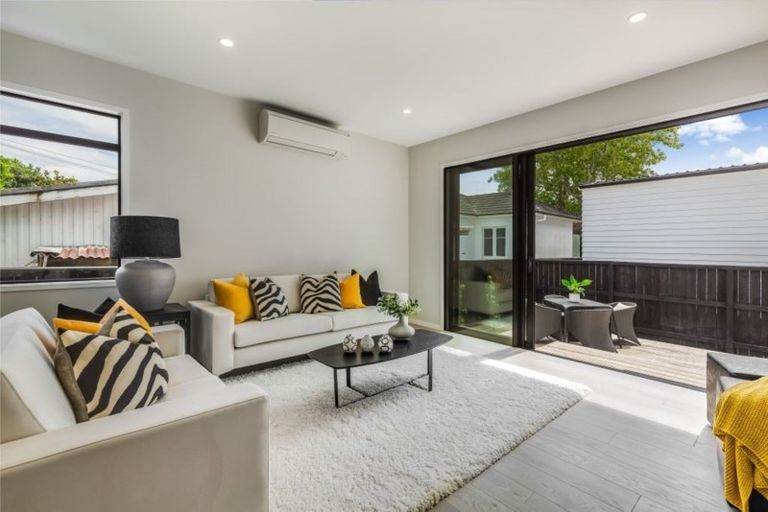 Photo of property in 6 Livingstone Street, West End, Timaru, 7910