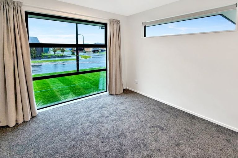 Photo of property in 21 Accadia Drive, Rolleston, 7614