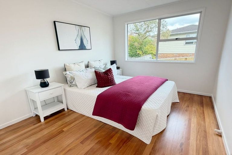 Photo of property in 56 Fitzwater Place, Henderson, Auckland, 0612