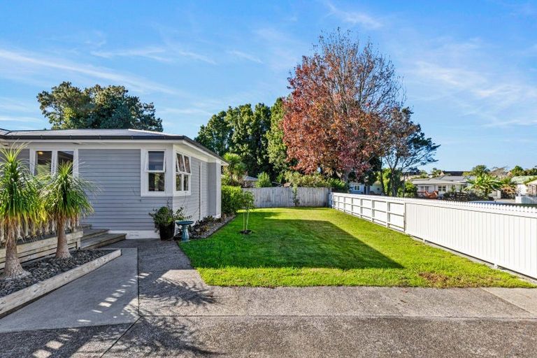 Photo of property in 36 Mildmay Road, Henderson, Auckland, 0610