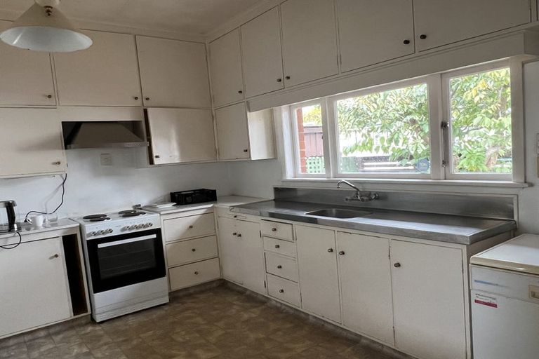 Photo of property in 2 Burnton Street, Epuni, Lower Hutt, 5011