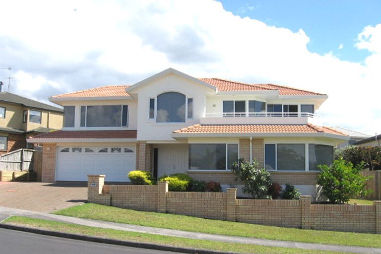 Photo of property in 3 Tornado Place, West Harbour, Auckland, 0618