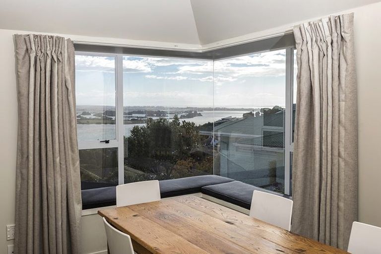 Photo of property in 2/79 Cannon Hill Crescent, Mount Pleasant, Christchurch, 8081