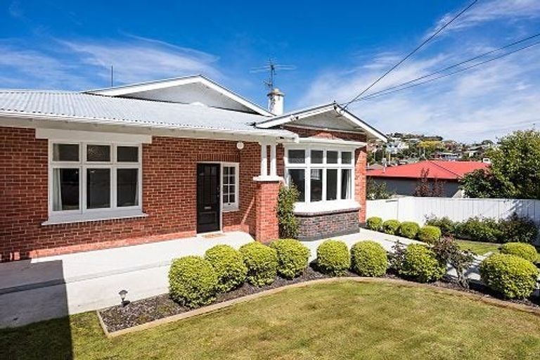 Photo of property in 214 Musselburgh Rise, Andersons Bay, Dunedin, 9013