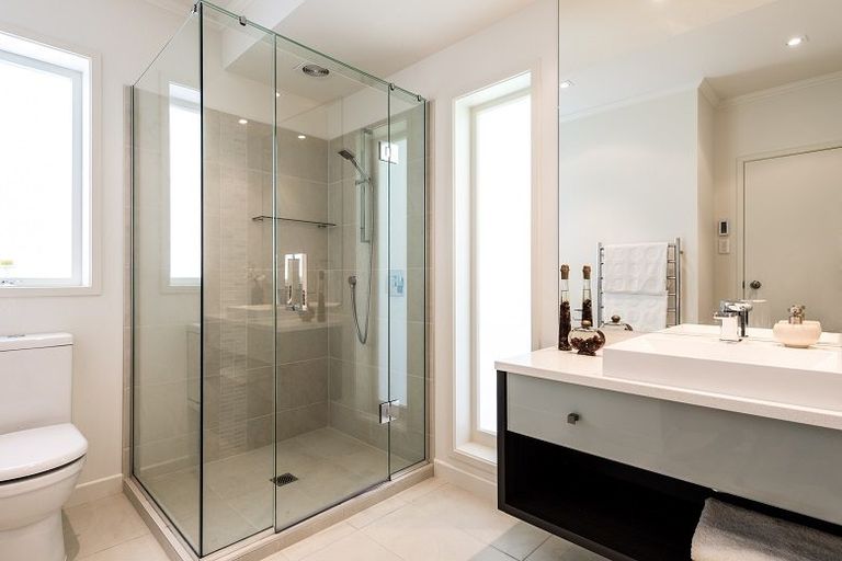 Photo of property in 30 Lake View Road, Takapuna, Auckland, 0622