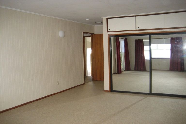 Photo of property in 17 Greenock Road, Ranui, Auckland, 0612