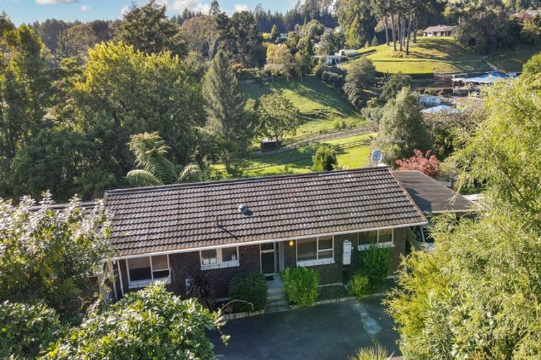 Photo of property in 8a Taiporutu Place, Springfield, Rotorua, 3015