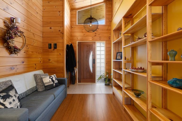 Photo of property in 1 Ririnui Place, Maungatapu, Tauranga, 3112