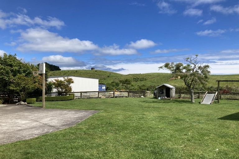 Photo of property in 1339 Main North Road, Urenui, 4375