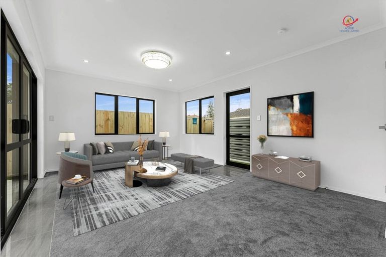 Photo of property in 10 Kivell Close, Mangere East, Auckland, 2024