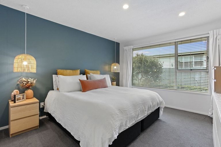 Photo of property in 1/16 Oakfield Street, Burnside, Christchurch, 8053