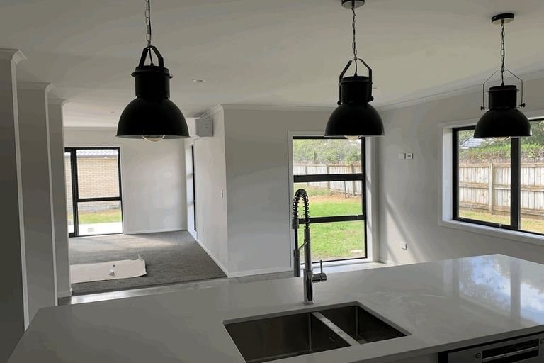 Photo of property in 38a Tainui Street, Levin, 5510