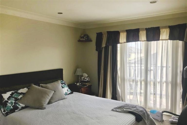 Photo of property in 251a Hill Road, The Gardens, Auckland, 2105