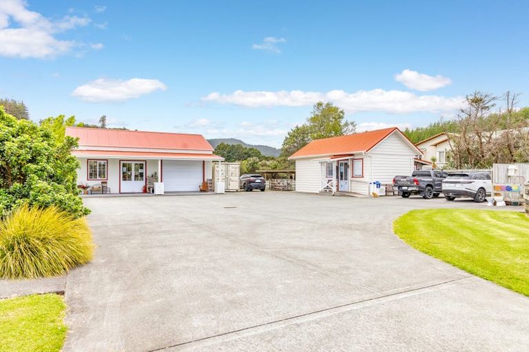 Photo of property in 354 Kaipara Flats Road, Dome Forest, Warkworth, 0981