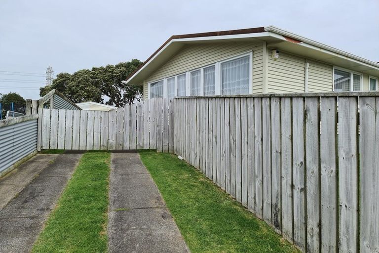 Photo of property in 49 Marama Crescent, Spotswood, New Plymouth, 4310