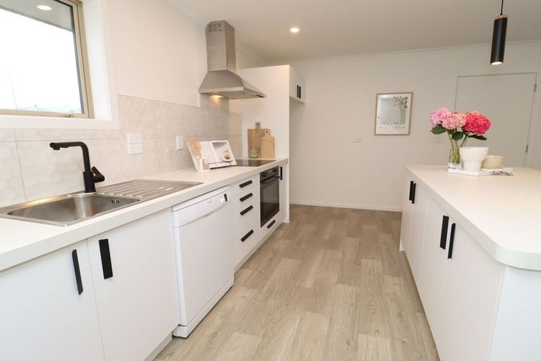 Photo of property in 16 Mcmullan Place, Oamaru North, Oamaru, 9400