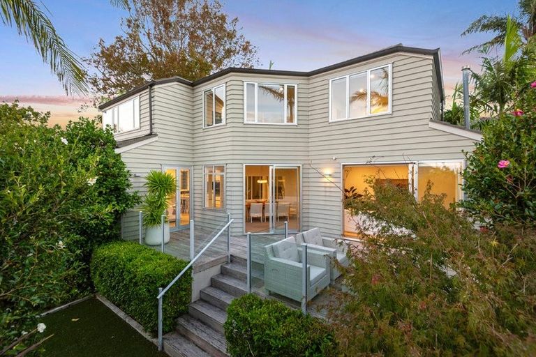 Photo of property in 1/56 Castor Bay Road, Castor Bay, Auckland, 0620