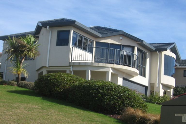 Photo of property in 5 The Masthead, Whitby, Porirua, 5024